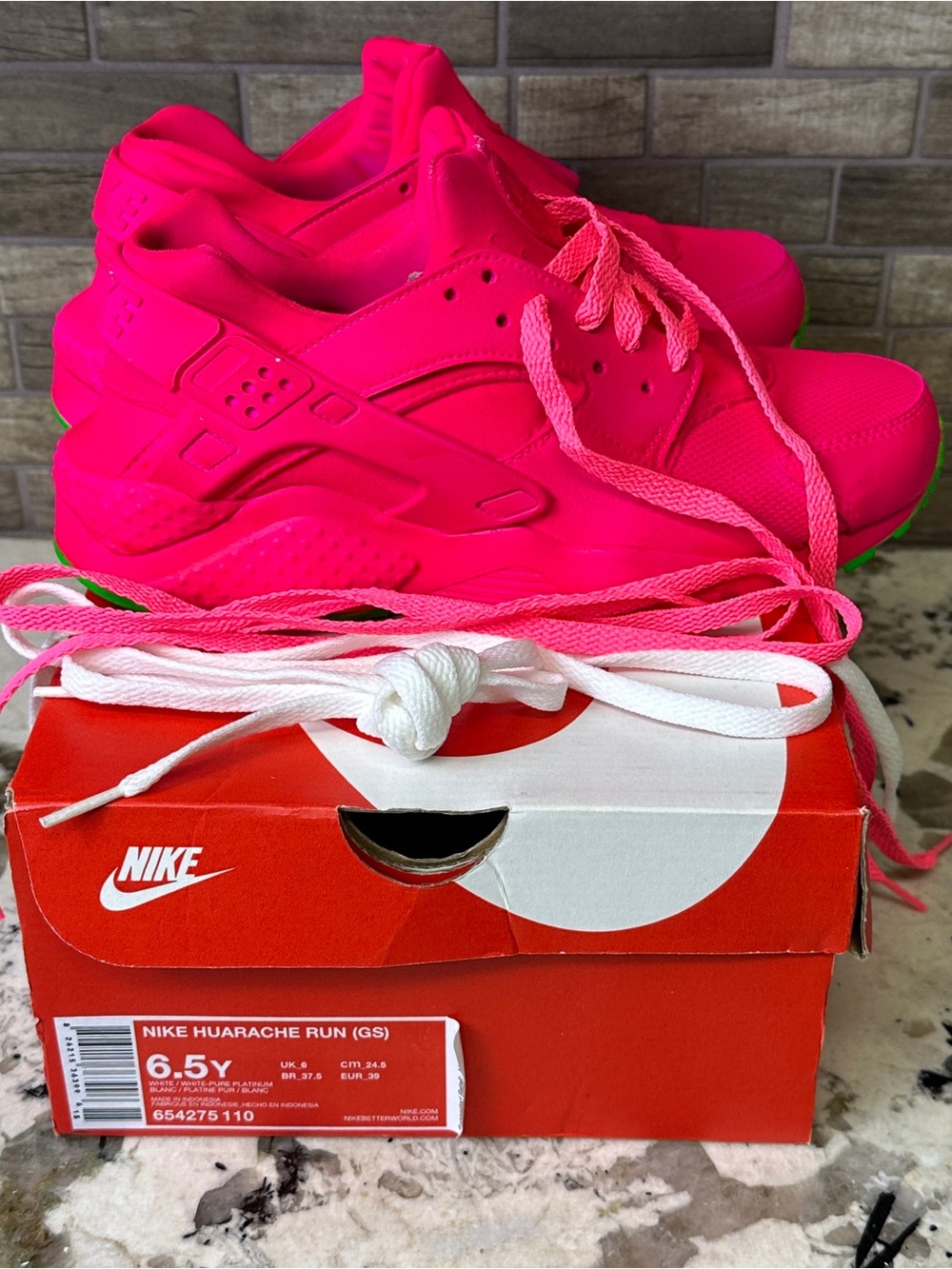 Custom Nike Air Huarache Run GS Pink/Green Size 6.5Y NIB 1-of-1